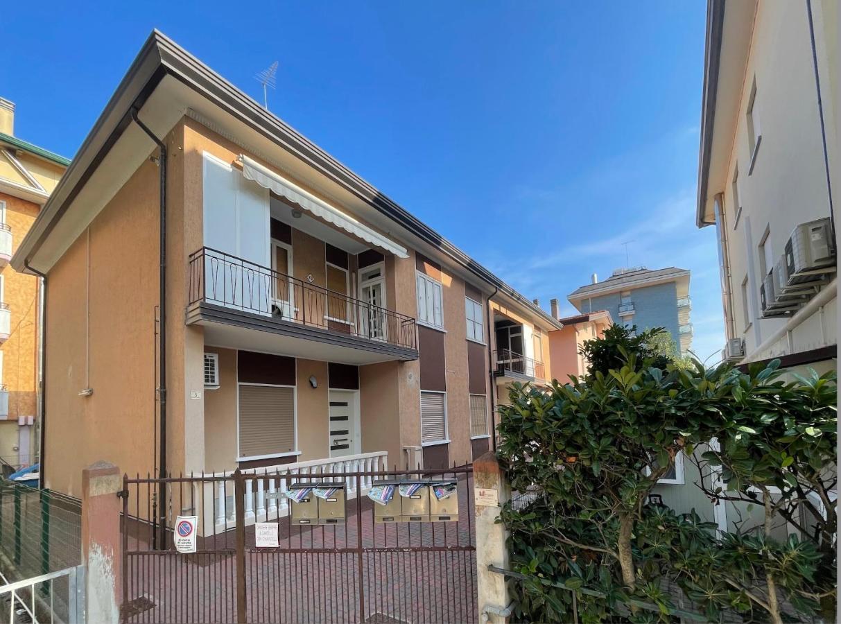 Appartamento Palma Carraro Immobiliare Jesolo - Family Apartments Ngoại thất bức ảnh
